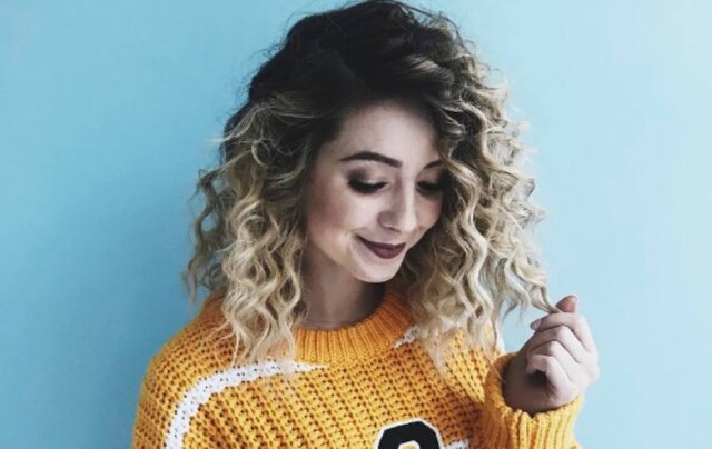https://www.instagram.com/p/BSmFOj3j0sX/?taken-by=zoella A youtuber Zoella.
