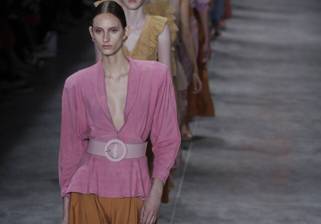 EFE/Sebastião Moreira Desfile da Lilly Sarti fechou o segundo dia de SPFW