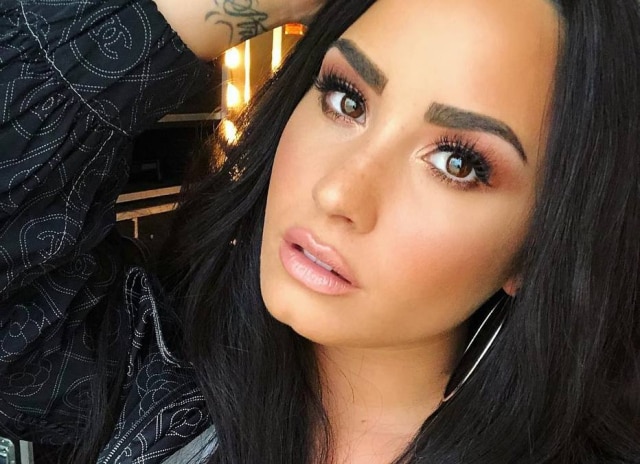Instagram / @ddlovato Cantora publicou primeira foto no Instagram após internação