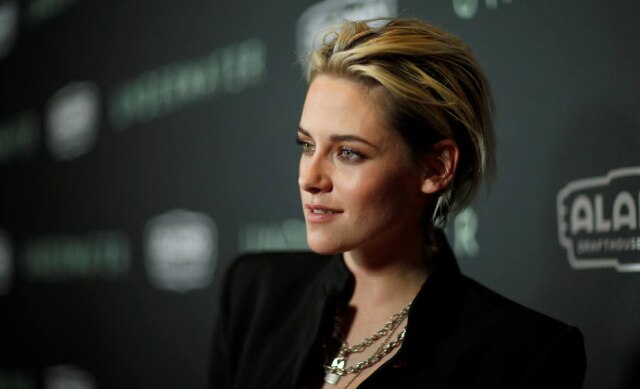Mario Anzuoni/REuters Kristen Stewart, na premiere do filme Underwater, em Los Angeles, janeiro de 2020