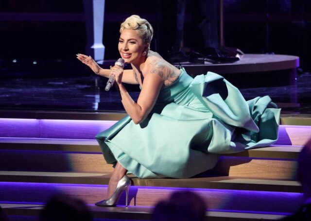 Mario Anzuoni/Reuters Novo single da cantora Lady Gaga, 'Hold My Hand', será lançado no dia 3 de maio.
