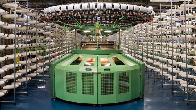 Divulgação Onde a mágica acontece: vindos dos carreteis, uma infinidade de fios se transforma em uma coisa só