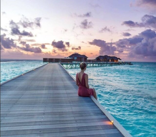 Instagram/@Conrad_maldives Hotel nas maldivas está oferecendo um tour 'instagramável' para seus visitantes.