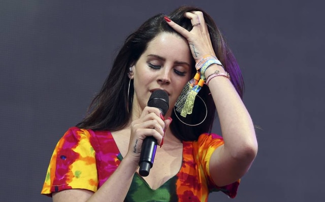 Cathal McNaughton/Reuters A cantora Lana Del Rey fez cover da música 'You Must Love Me', que deu o Oscar de melhor canção original a Madonna em 1997