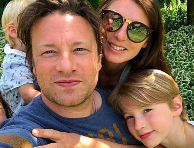 Instagram/@jamieoliver O chef de cozinha e apresentador Jamie Oliver e família.