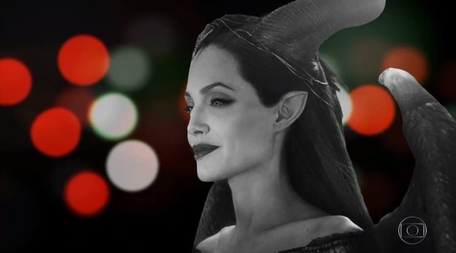 Reprodução de Rede Globo (2019) Última cena de 'Malévola', com Angelina Jolie, em dia de estreia de 'Avenida Brasil' no 'Vale a Pena Ver de Novo', com efeito da novela.