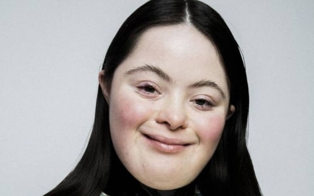 David PD Hyde / Gucci / Divulgação Ellie Goldstein, que possui síndrome de Down, estrela uma campanha da Gucci