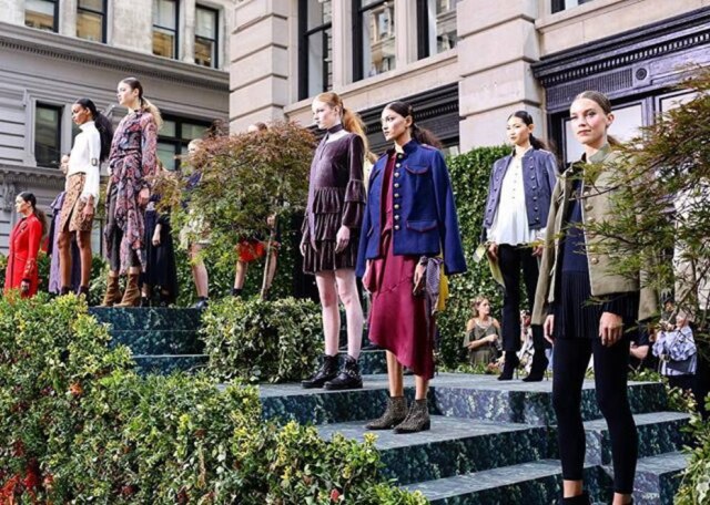 Instagram/@oliviapalermodotcom Apresentação da coleção de Olivia Palermo para a Banana Republic foi marcada por protestos