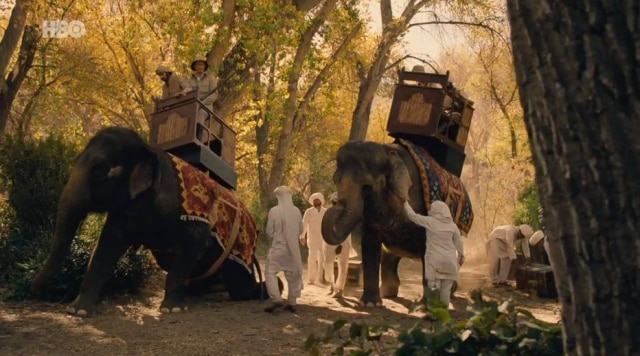 Reprodução de cena da série 'Westworld'/HBO A organização não-governamental Peta criticou a HBO pelo uso de elefantes em uma cena da série 'Westworld'