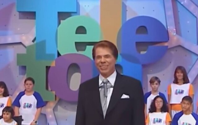 Reprodução de 'Teleton' (1998) / SBT Silvio Santos na abertura do 1º Teleton no Brasil, que foi ao ar em 1998
