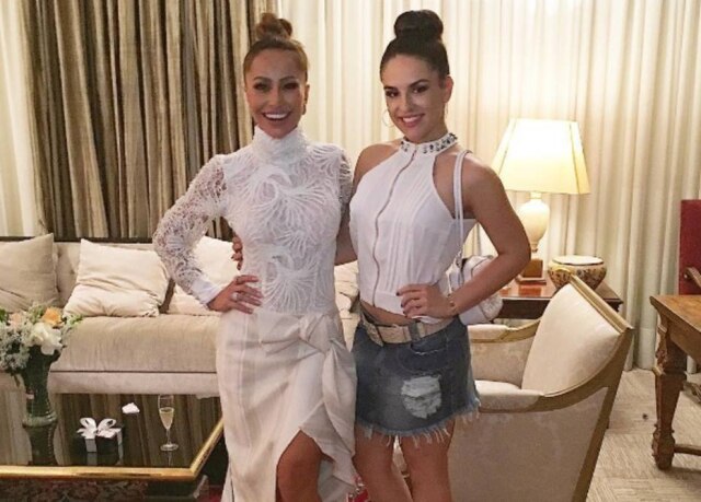 Reprodução/Instagram Kéfera vestiu look 'básico' para jantar de gala do Instituto Sabrina Sato.