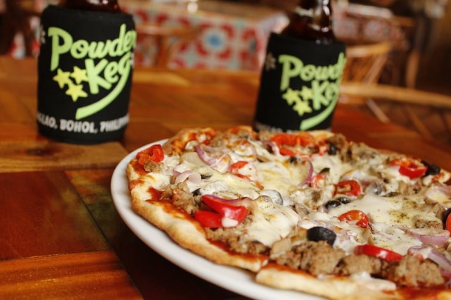 groove062/Pixabay Da mesa para as banheiras: sais de banho de pizza, carne e até cerveja são lançados no Japão