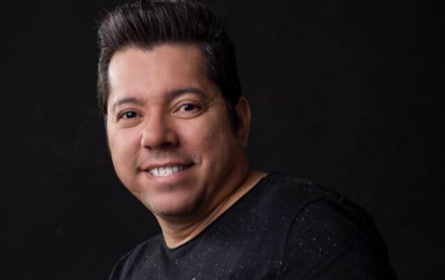 Instagram/ @llourosantosoficial Cantor Louro Santos morreu nesta segunda-feira, 23, vítima de covid-19