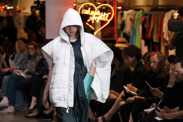 REUTERS/Benoit Tessier A Vetements apresentava suas novidades nas Semanas de Moda de Paris e nas Semanas de Alta-Cosuta