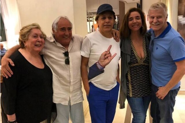 Instagram / @tomcavalcante Elenco de 'Sai de Baixo' reunido
