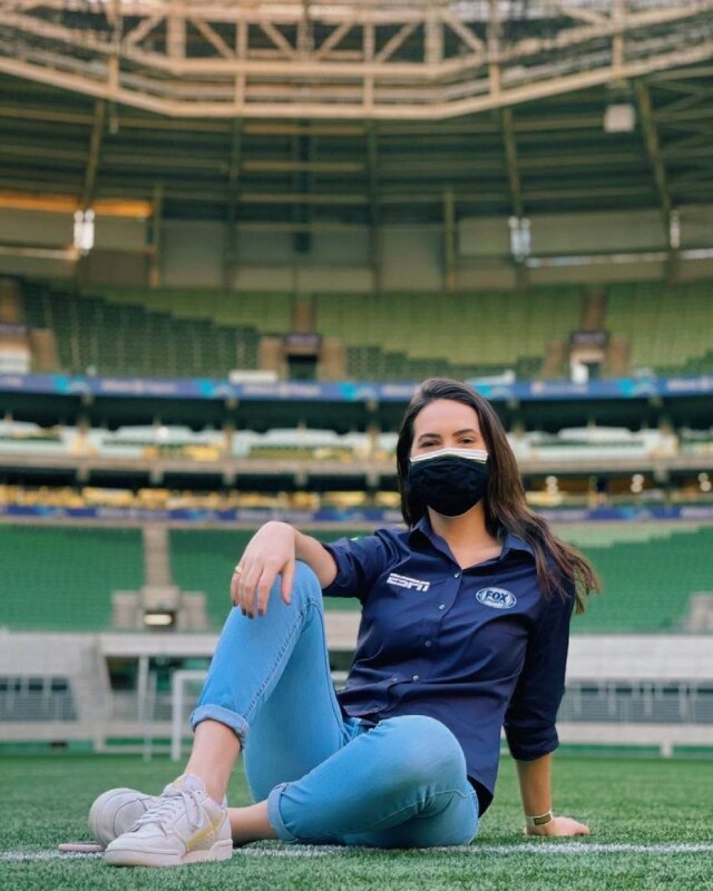Instagram / @marianaspinelli A jornalista da ESPN, Mariana Spinelli.