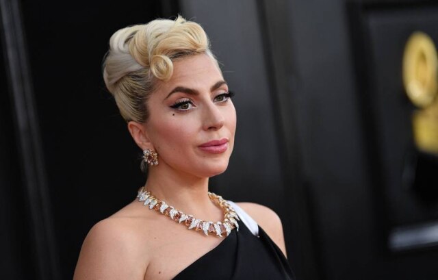 Angela Weiss/AFP Uma corte na Califórnia realizada nesta quarta, 3, condenou um dos três homens acusados de realizar um roubo armado contra o passeador de cachorros de Lady Gaga, no qual os buldogues franceses da cantora foram sequestrados, a quatro anos de prisão.