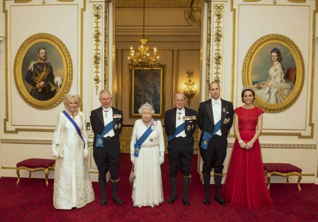 REUTERS/Dominic Lipinski/Pool Recepção diplomática anual no Palácio de Buckingham.