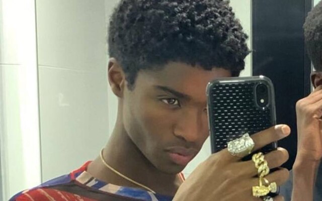 Instagram/@altonmason Alton Mason estreou pela Chanel.