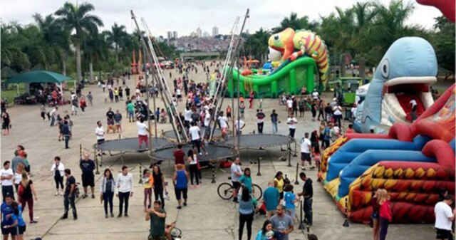 Divulgação Cama de gato, polvo inflável, realidade virtual e cabine de fotos são algumas das atividades do 'Família no Parque', no Villa Lobos.