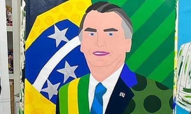 Reprodução/Inistagram Flávio Bolsonaro Presidente Jair Bolsonaro será homeageado pelo artista plástico Romero Britto, segundo senador Flávio