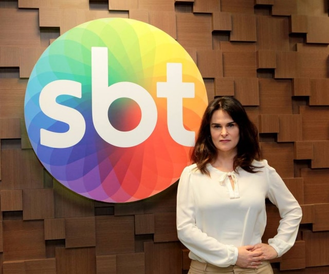 Divulgação / SBT A chef foi anunciada como a nova comandante do 'Hell's Kithen' nesta quarta, 20