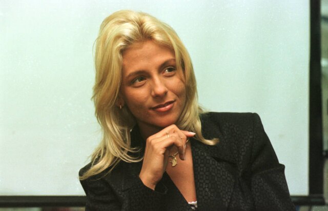 Sebastião Moreira / Estadão Carla Perez em 28 de maio de 1998, pouco depois de sair do grupo É o Tchan