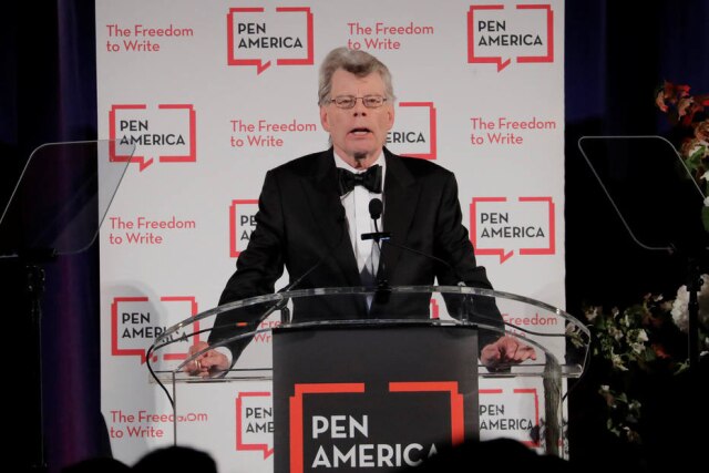 Lucas Jackson/Reuters O escritor Stephen King no PEN America Literary Gala, em Nova York, em maio de 2018.