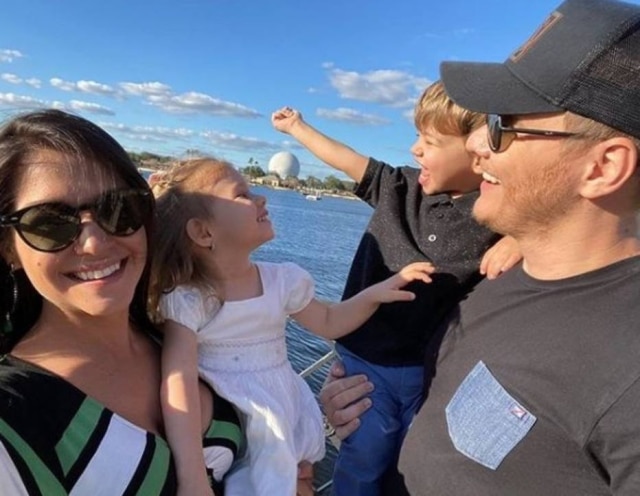 Instagram/@tatafersoza Thais Fersoza, Michel Teló e filhos