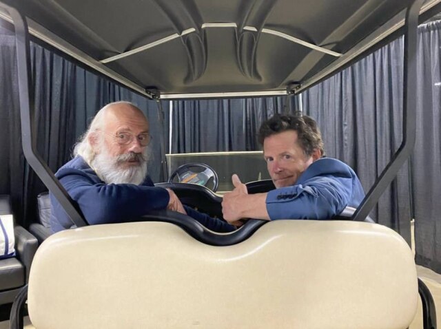 Instagram/@realmikejfox Michael J. Fox e Christopher Lloyd, protagonistas da saga 'De Volta para o Futuro'