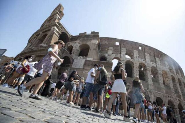 ANSA O Coliseu de Roma.