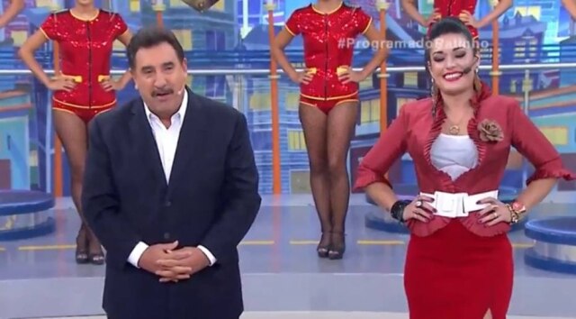 Reprodução|SBT Ratinho explica chute em Milene Pavorô