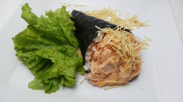 Imagem cedida por Celso Yukoyama / Sonkey Yakisoba / Divulgação Com vocês, o primeiro, único e inigualável strogomaki, o temaki de estrogonofe!