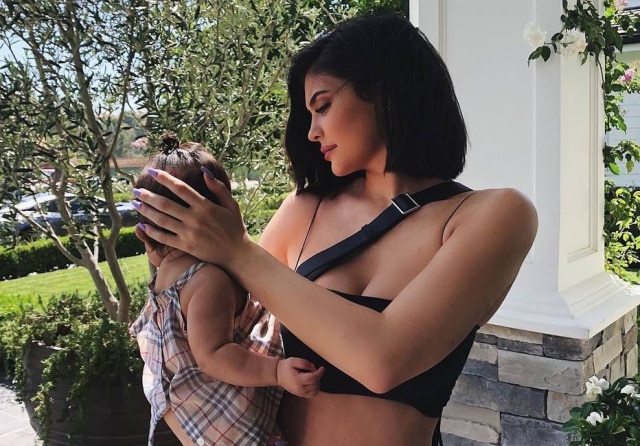 Instagram / @kyliejenner Kylie Jenner e sua filha Stormi, que nasceu em fevereiro de 2018.