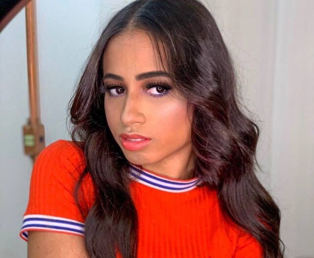 Instagram/@mclomaofficial A cantora Mc Loma, de 16 anos.