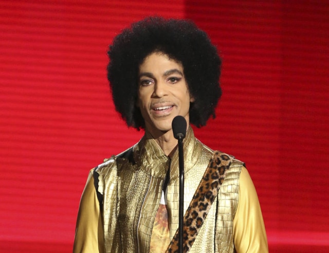 Matt Sayles/Invision/AP Prince no American Music Awards de 2015.