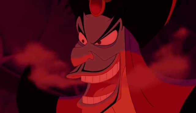 Reprodução de 'Aladdin' (1992)/Walt Disney Pictures Jafar tem olheiras, uma das condições de pele possuídas pela maioria dos vilões de animações