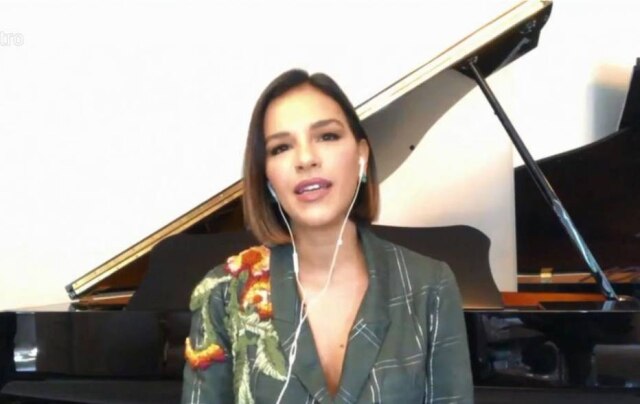 Reprodução/ Globoplay No 'Encontro com Fátima Bernardes', Mariana Rios fala sobre o aborto espontâneo que sofreu