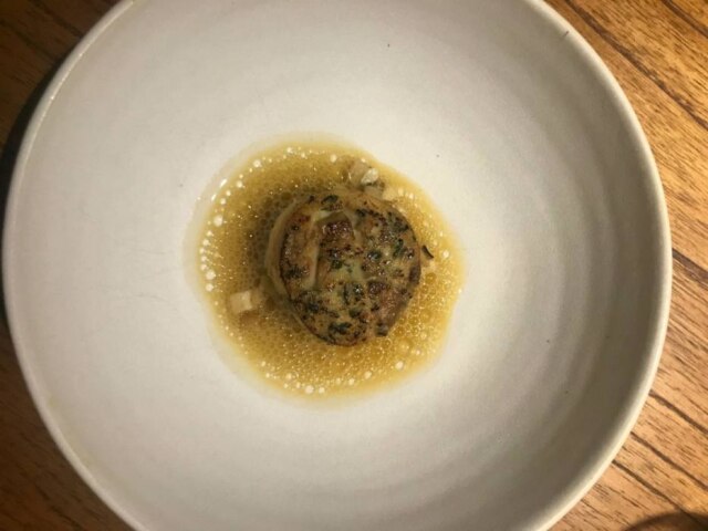 Renata Mesquita|Estadão Boudin de foie gras com pupunha salteado e espuma de tucupi
