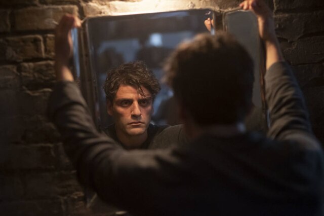 Marvel Studios/Csaba Aknay Steven Grant, o Cavaleiro da Lua vivido por Oscar Isaac, sofre de transtorno dissociativo de identidade - que gera dupla personalidade e incapacidade de recordar memórias. A série sobre o herói da Marvel estreiou em 30 de março, no Disney+.
