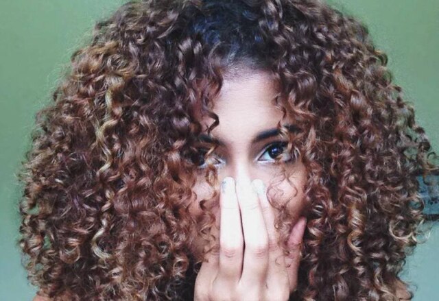 Reprodução/Instagram A blogueira Mari Morena é uma das adeptas da técnica No Poo