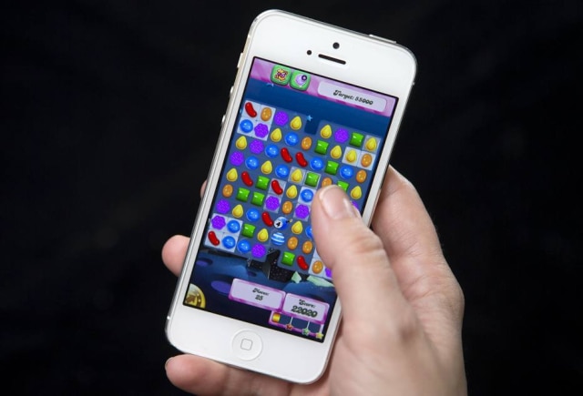 REUTERS/Carlo Allegri/Files É a primeira vez que o jogo Candy Crush faz uma colaboração com uma marca de moda