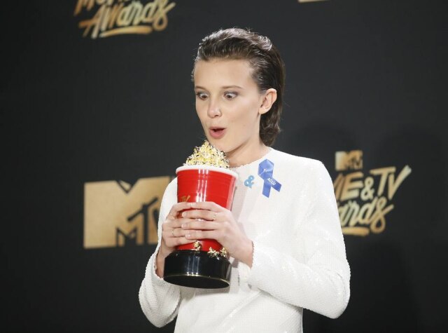 Danny Moloshok/Reuters Millie Bobby Brown, a Eleven de Stranger Things, aproveitou bastante sua noite