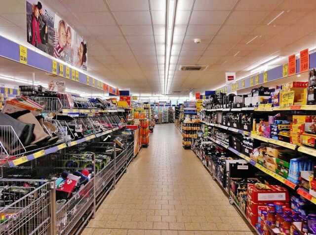 Pixabay Pai conta que seu filho foi abordado por um segurança do Supermercado Princesa, na zona sul do Rio.