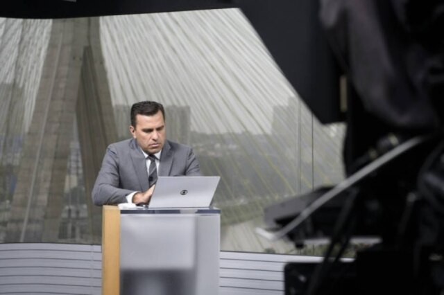 Ramón Vasconcelos/Globo/Divulgação O apresentador Rodrigo Bocardi se desculpou por ter feito comentário considerado machista pelos internautas no 'Bom Dia SP'.