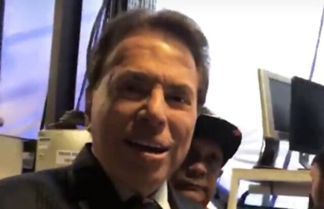 Instagram / @luapio A expressão de Silvio Santos ao se deparar com Luana Piovani.
