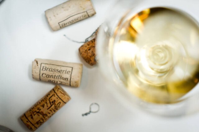 Fernando Sciarra/Estadão O tipo de taça e o material de que ela é feita influenciam na apreciação do vinho.