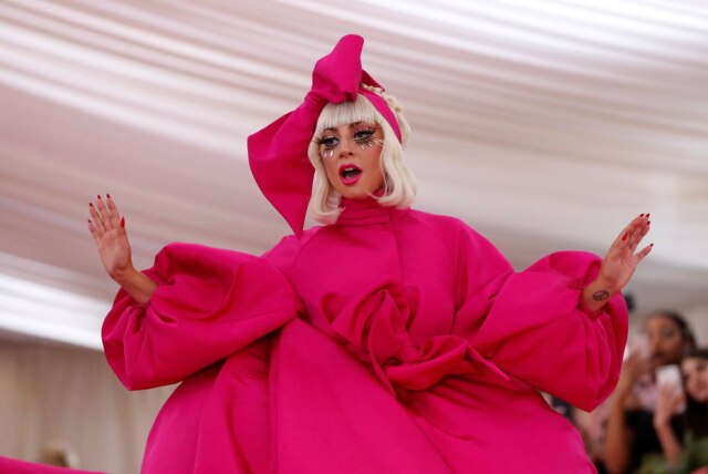 Mario Anzuoni/Reuters A cantora Lady Gaga no tapete vermellho do Met Gala 2019.