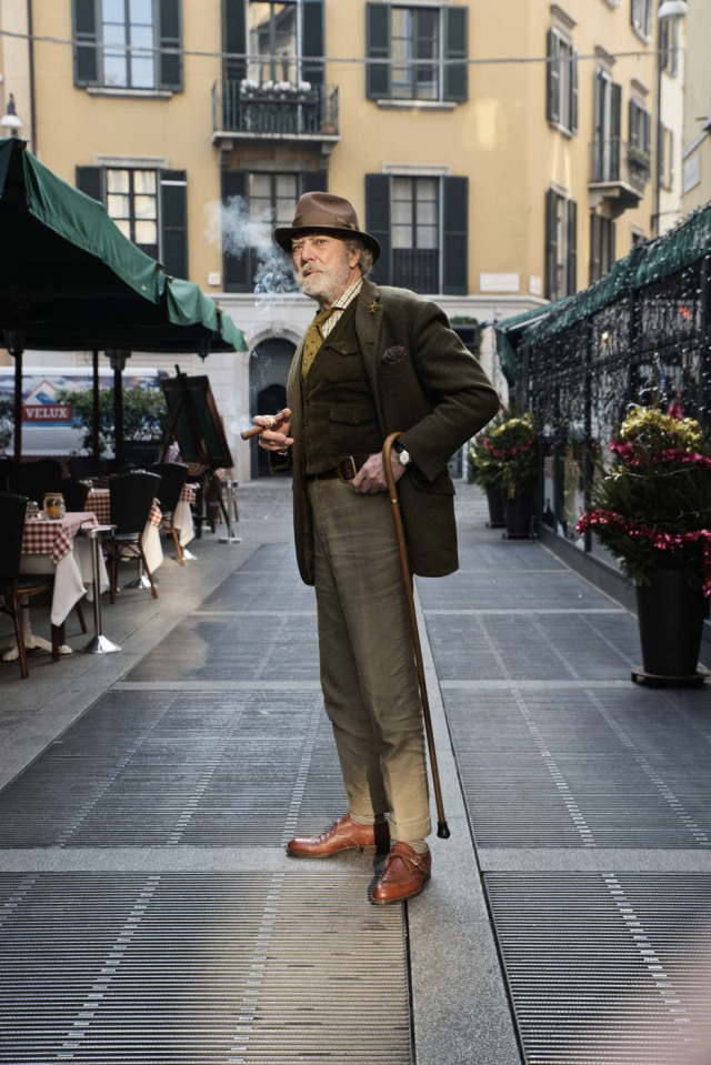 Alessandro Grassani/The New York Times Gianmaurizio Fercioni, um renomado tatuador, no bairro Brera, em Milão