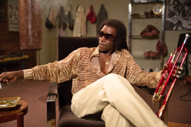 Brian Douglas|Sony Pictures Classics Mr. Cheadle como Miles Davis em "Miles Ahead", que tem lugar no final de 1970